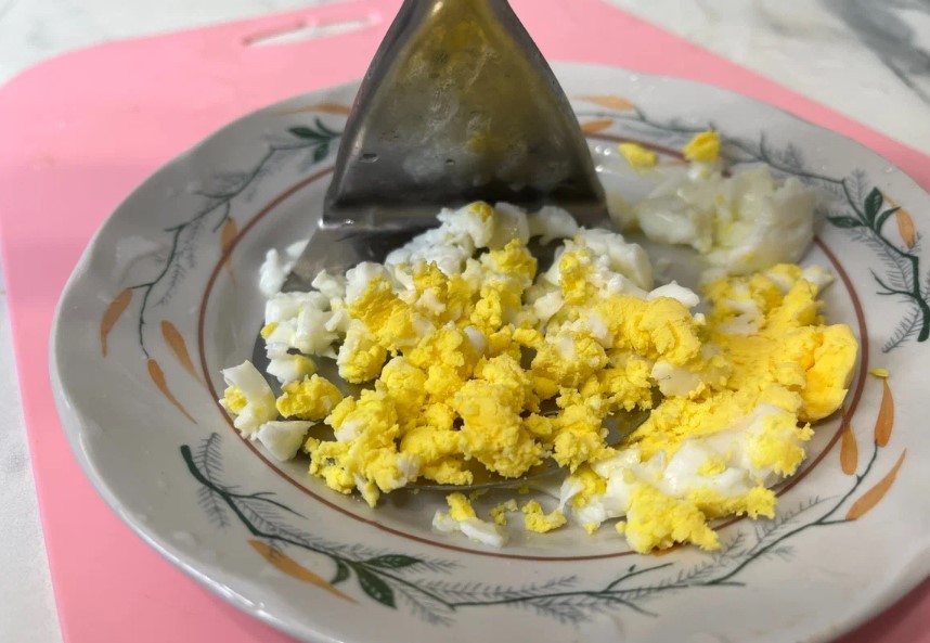 Товкушка мені замінює купу речей на кухні. 6 незвичайних варіантів її застосування