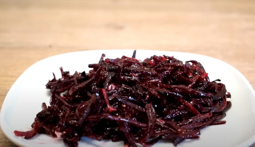 Сусідка дала рецепт. Таких маринованих буряків ви ще не куштували